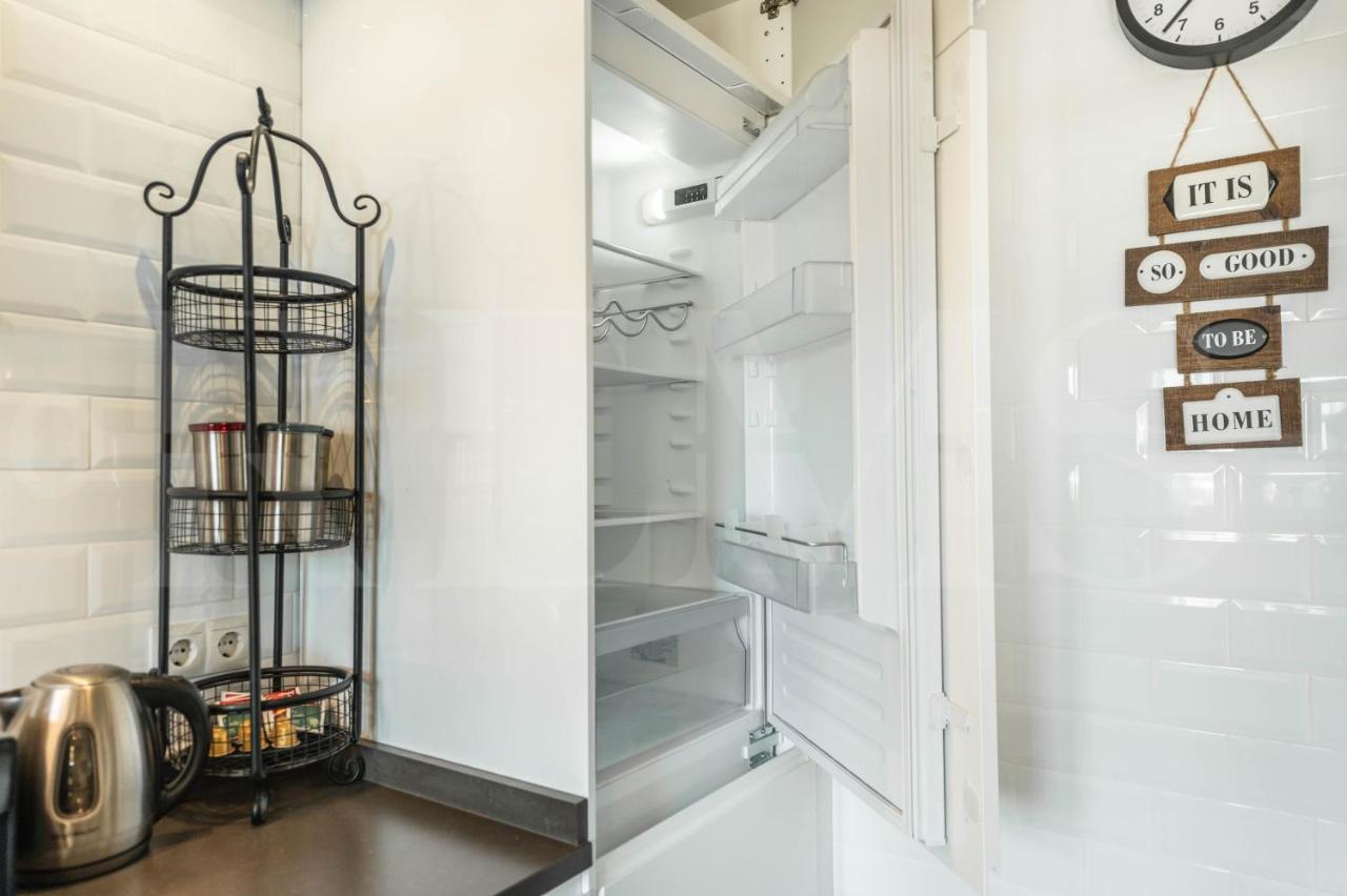 Apartament Spacious Next To Plaza De La Merced By Rems