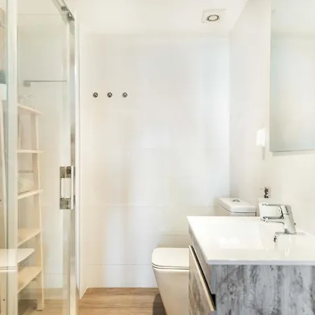 Spacious Apartment Next To Plaza De La Merced By Rems Malaga Exterior photo